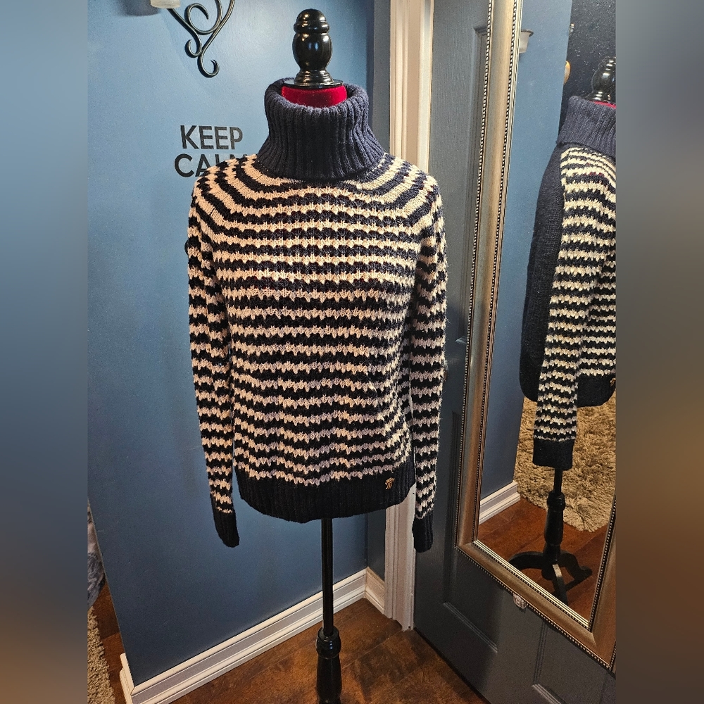 Tory Burch sweater large